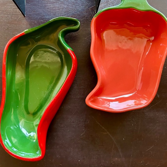 Chili Pepper serving/dip dishes & 🌶️ stainless steel cooling rack. - Picture 5 of 17